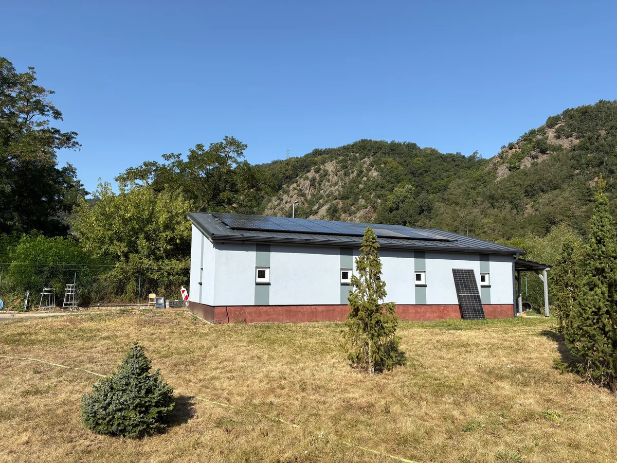Fotovoltaická elektrárna na čistírně odpadních vod ve Vraném nad Vltavou