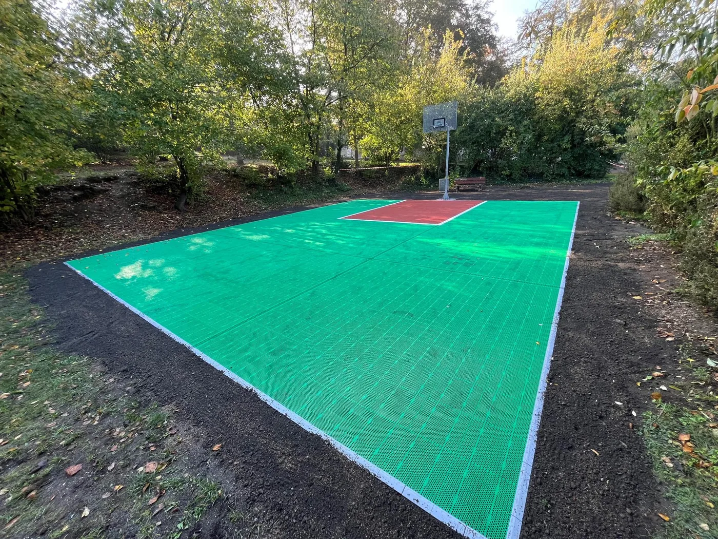 Nové streetballové hřiště ve Vraném nad Vltavou